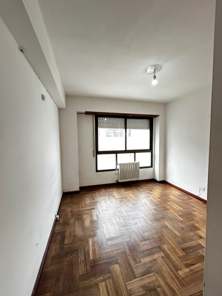 Departamento de 2 ambientes, con vista lateral al mar. Alquiler 24 meses