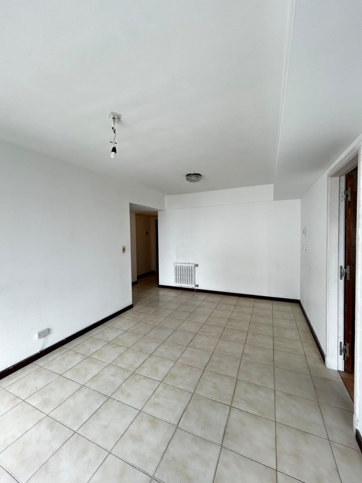 Departamento de 2 ambientes, con vista lateral al mar. Alquiler 24 meses