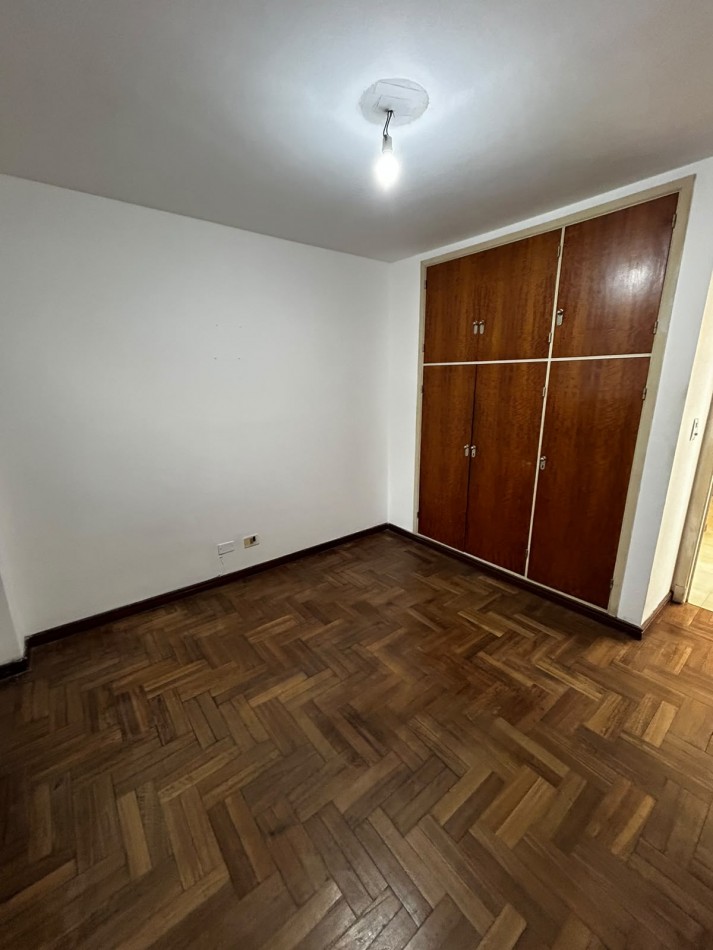 Departamento de 2 ambientes, con vista lateral al mar. Alquiler 24 meses