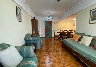 Departamento de 2 ambientes con balcon saliente, y baulera, Plaza Colon, Mar del Plata